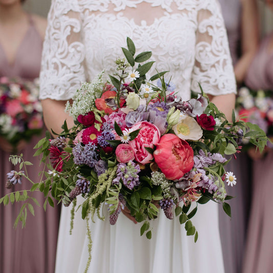 Calculating How Many Flowers You Need For a DIY Wedding