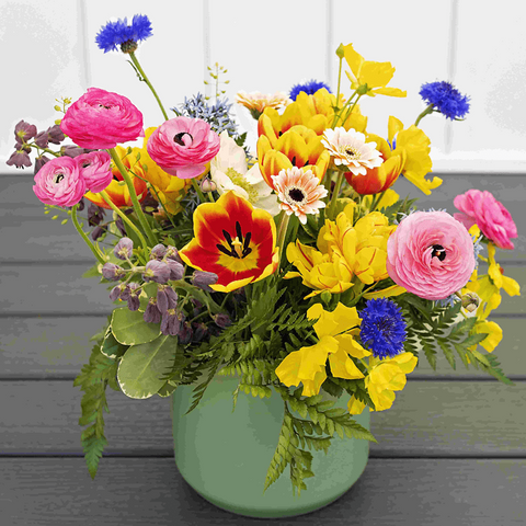 MOTHER'S DAY PREBOOK! The Deluxe Farm Fresh Arrangement (Locals Only)
