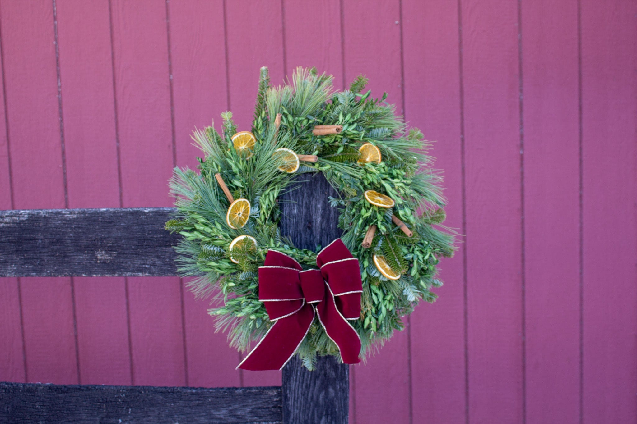 Cinnamon & Citrus Wreath – Harmony Harvest Farm