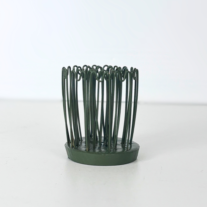 The Misfit Hairpin Flower Holders