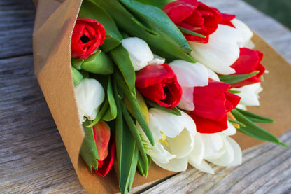 PREBOOK: Valentine's Red + White Tulip Bouquet Box